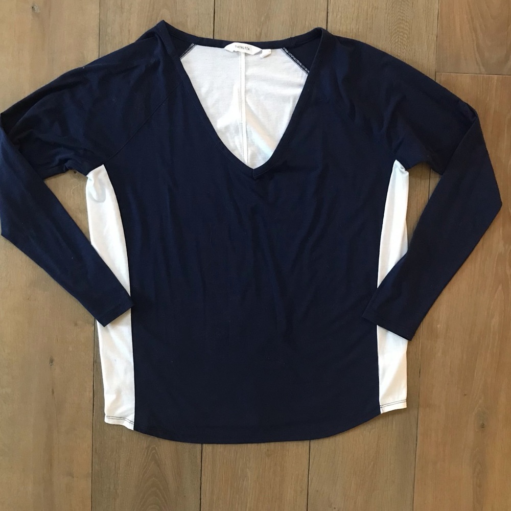 Athleta V-neck Long Sleeve Shirt- Soze M